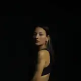 Profil artysty Beste Hira
