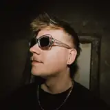 Diffrent artist profile