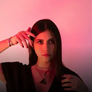 🔴 Luz Sánchez b2b Vazik