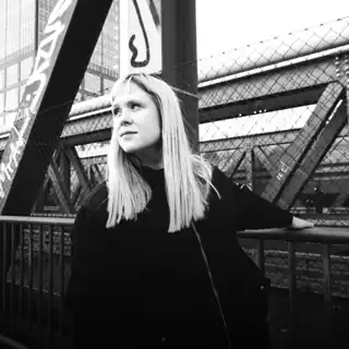 🔴 Eilis Frawley
