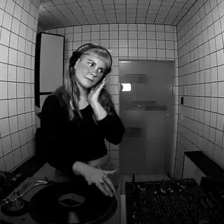 🔴 Hang Hammer b2b Ella