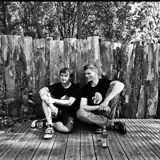 Profil d’artiste de éner & stelzenläufer