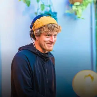 🔴 Casbah & Freeder