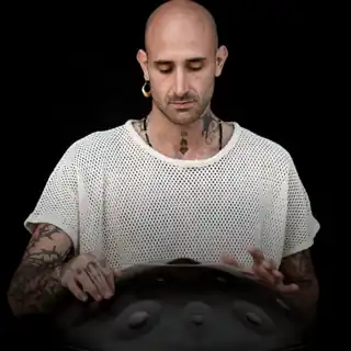 Handpan & Keys by Leander Greitemann & Michael Geldreich Handpan & Keys by Leander Greitemann & Michael Geldreich