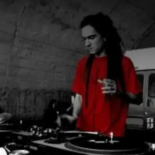 🔴 Kronik b2b Dead Sync