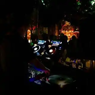 🔴 Ele Luz b2b Julian Sander