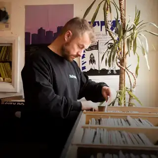 🔴 Kenny Blacksmith