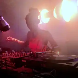 KILLA KILLA