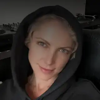 🔴 Kristin Velvet 🔴 Kristin Velvet