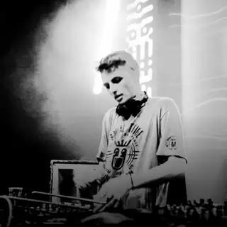 🔴 MAX VOLUME & HELLO TRIP