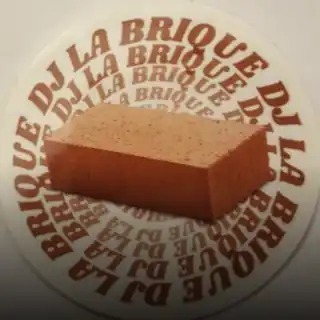 la brique (nina)