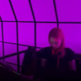 q nani b2b HighT q nani b2b HighT