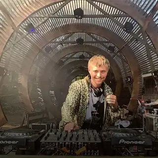 🔴 Rasmus Lützen