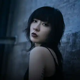 Risa Taniguchi Risa Taniguchi