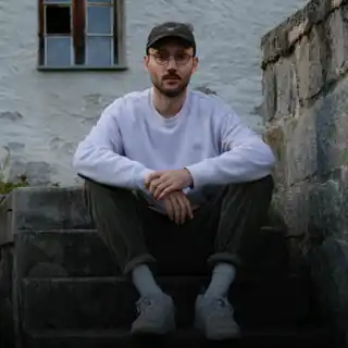 🔴 Emil del Mar b2b Roman von Nutzen