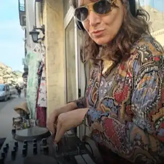 🔴 DJ COMPOST