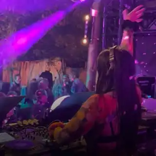 Set dla Zurück zu den Wurzeln festival 2025 przesłany na SoundCloud 11 miesięcy temu temu
