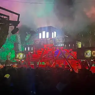 Set dla Zurück zu den Wurzeln festival 2025 przesłany na SoundCloud 11 miesięcy temu temu