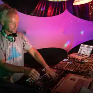 Set dla Zurück zu den Wurzeln festival 2025 przesłany na SoundCloud 11 miesięcy temu temu