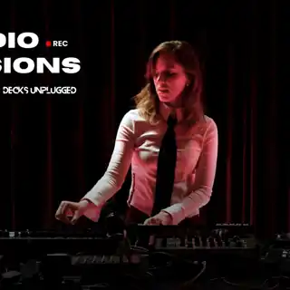 Leona Jacewska, fka Charlie (wave italo)